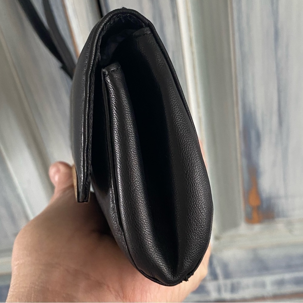 KENNETH COLE Lambskin Leather Clutch/Wristlet - Picture 4 of 9